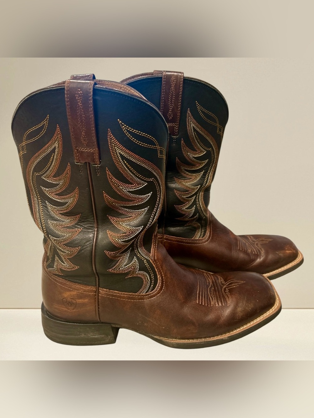 Ariat Men's Amos Western Boots Leather Wide Square Toe 10.5 EE